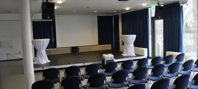 Foto von Stadthalle Offenbach