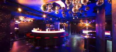 Foto von Bolena Partyraum