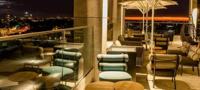 Foto von Cloud One Rooftop Bar im Motel One München-Parkstadt Schwabing