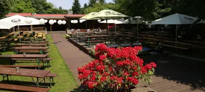 Foto von James June - Clubeventlocation mit Sommergarten