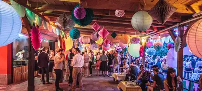 Foto von James June - Clubeventlocation mit Sommergarten