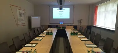 Foto von Mittel-BAR