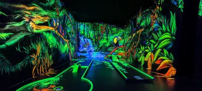 Foto von 4D Schwarzlicht Minigolf in der GlowZone Düsseldorf