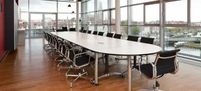 Foto von media docks - business & conference center