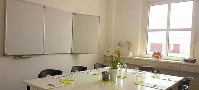 Foto von EinsA Sprachinstitut Berlin Privatsprachschule GmbH - Seminarraum A