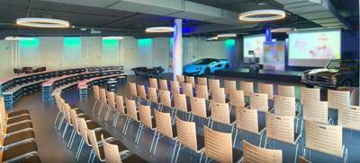 V8 Hotel Motorworld Region Stuttgart