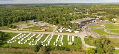 Secret Forest – Der grüne Flugplatz