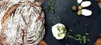 Foto von Käse und Brot Tasting