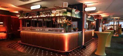 Foto von Pigeon Post Bar & Eatery im Hilton Cologne