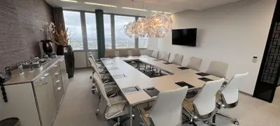 Foto von Collection Business Center Düsseldorf Dreischeibenhaus Konferenzraum