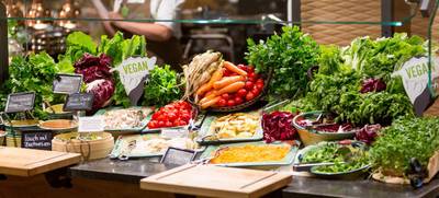 Foto von Lunchbuffet und Führung