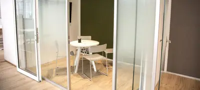 Foto von Tink Tank Campbell 4er Meeting Cubicals