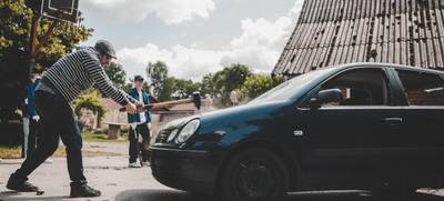 Foto von Auto zertrümmern