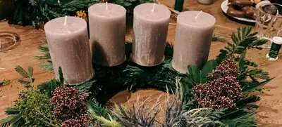 Foto von Weihnachts-Adventskranz