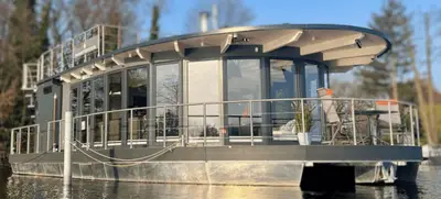 Foto von Floating Home Shanti 2