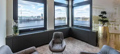 Foto von SATELLITE OFFICE Ballindamm Kaminlounge "Conrad Donner"