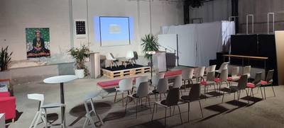 Foto von Area 77