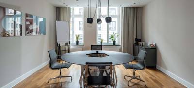 Foto von Office Club Berlin Französische Straße