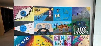 Foto von Kreatives Teambuilding - Puzzle Painting