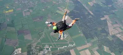 Foto von Fallschirmsprung