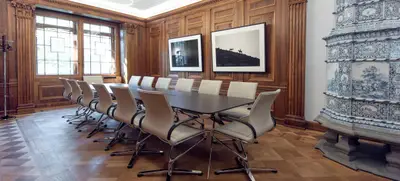 Foto von SATELLITE OFFICE Haus Gryffenberg Bahnhofstraße Kaminlounge „Gryffenberg“