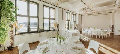 Foto von WHITE Spreelounge
