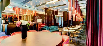 Foto von FLOW LOKSITE Konferenz & Skybar