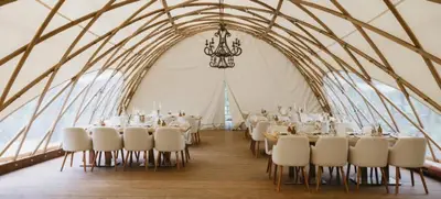 Foto von Weihnachtsfeier im Pavillon