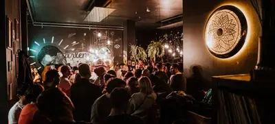 Foto von Firmenevent in der Harlem Bar