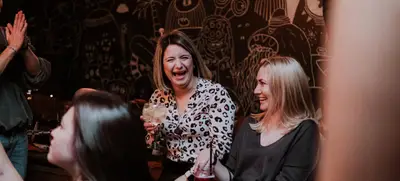 Foto von Firmenevent in der Harlem Bar