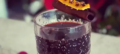 Foto von Virtual Spiced Cocktails/Mocktails/ Warm Drinks or Smoothies with Dancing Chef