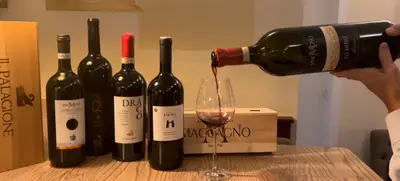 Foto von Weinprobe in der ROSE Wein-Brasserie, direkt vom kleinen familiengeführten Weingut
