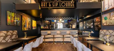 Foto von Art & Sip Lounge