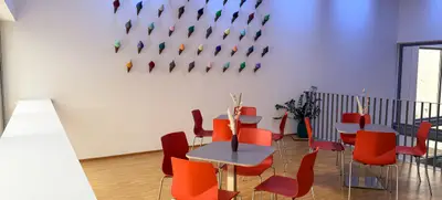 Foto von Gläserne 3D Fabrik