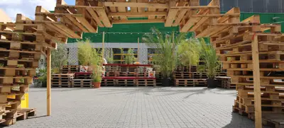Foto von Urban Summer – 800m² Outdoor Oasis