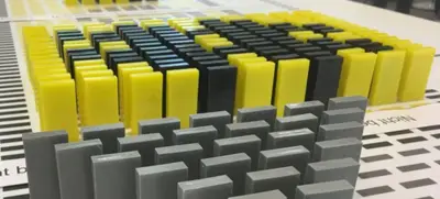 Foto von Domino Challenge
