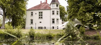 Foto von Sommer-Schloss-Hochzeit