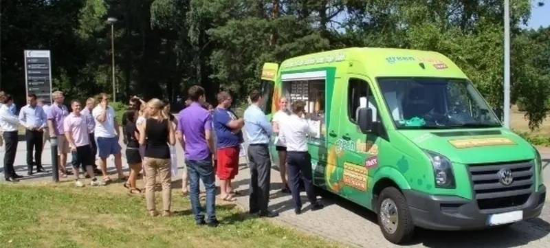 Foto 3 von Green Fruits Truck