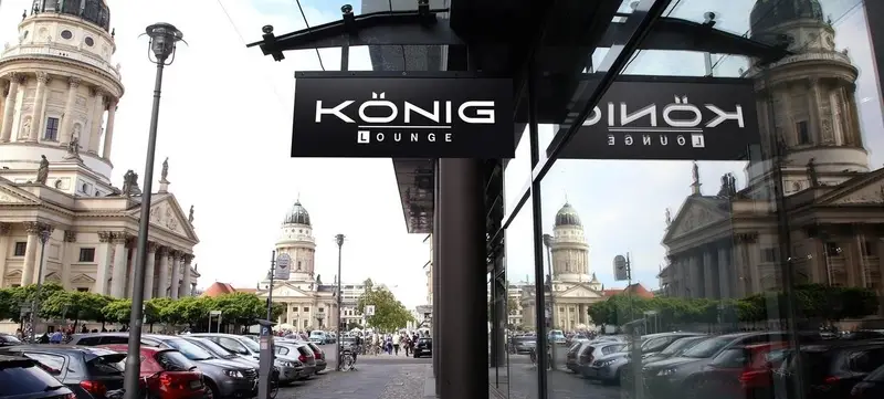 Foto 2 von König Lounge