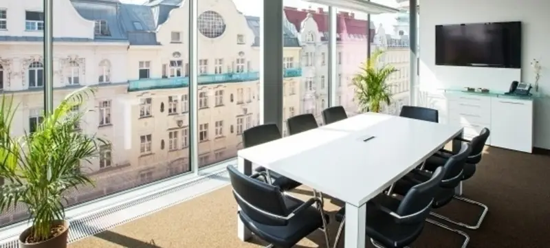 Foto 1 von Business Embassy FLYBRIDGE