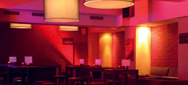 Foto 2 von BARFUSZ CLUB