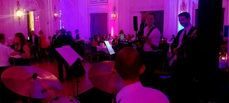 Foto 6 von Blue Spoons