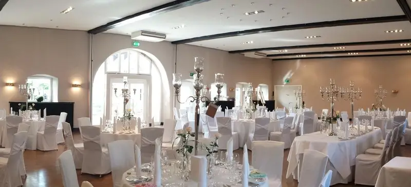 Foto 2 von Hotel Schloss Reinach