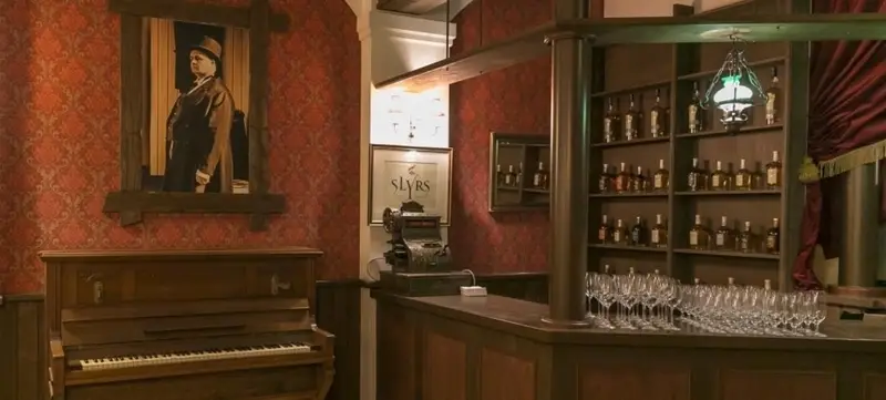 Foto 3 von Western Saloon