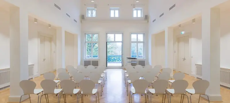 Foto 1 von ZKR Schloss Biesdorf