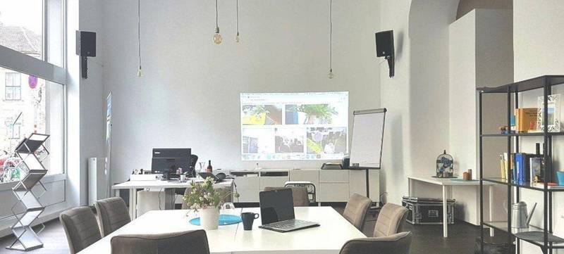Foto 1 von Meeting im Achten