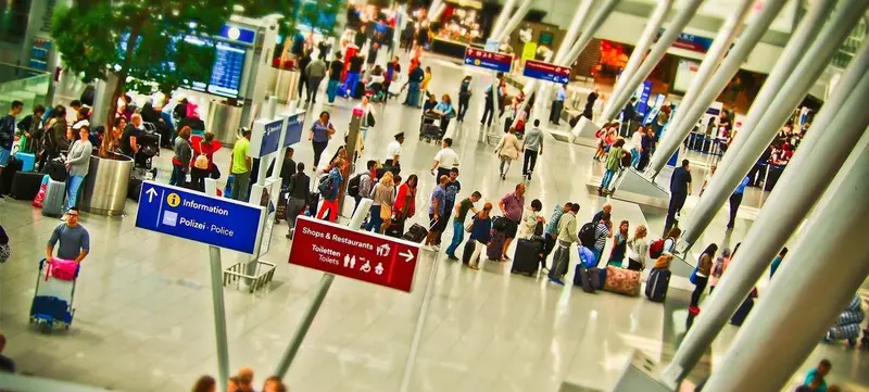 Foto von Media Frankfurt Flugsteig Z, Ebene 3, am Zugang z. Atrium