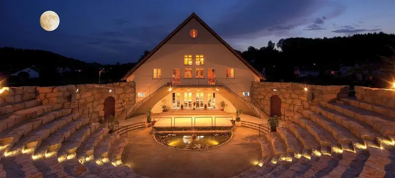 Foto 1 von Amphitheater und Don Angel Weine