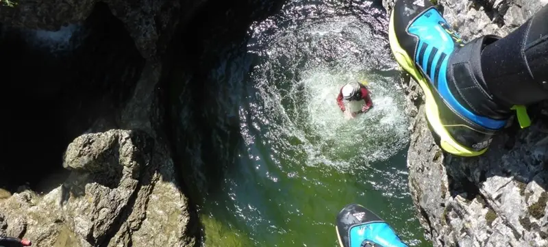 Foto 2 von Canyoning Fun Einsteiger Tour