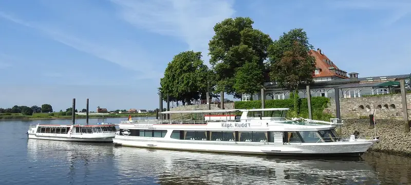 Foto 1 von Luxusfahrgastschiff Käpt. Kudd'l